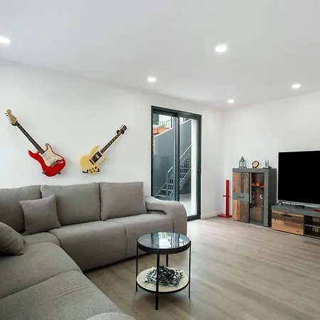 Angela * Funchal (Madeira)