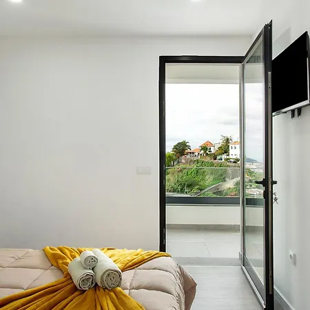 Angela * Funchal (Madeira)