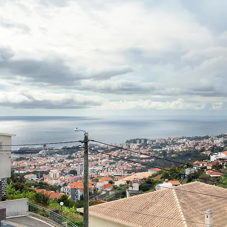 Vila Angela *